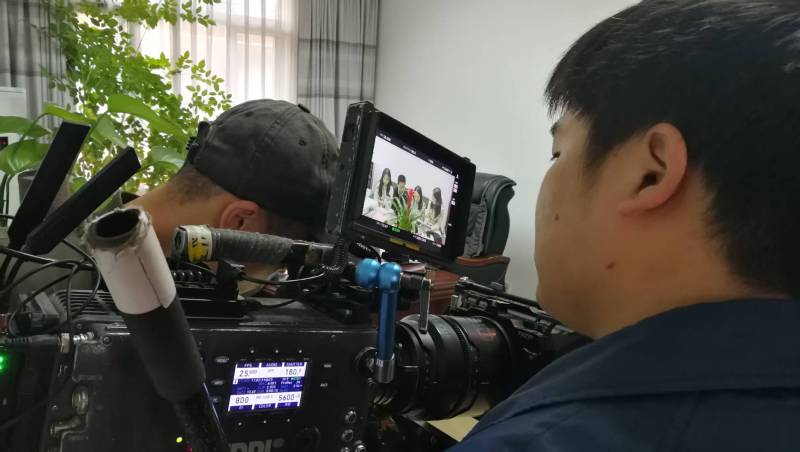 剧本杀式体验：金平广告片拍摄公司构建沉浸式消费决策路径